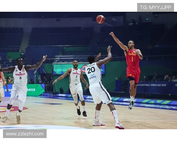 中国男篮力克澳大利亚晋级世界杯四强 小组赛表现引发广泛关注