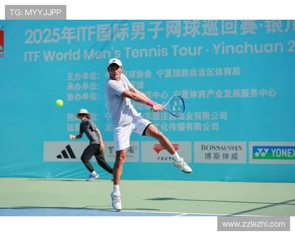 2025年网球赛季开幕 各大球星纷纷亮相 力争年度冠军