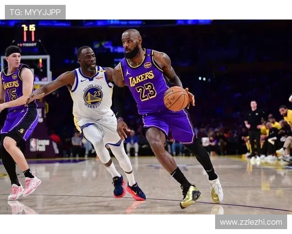 NBA最新动态:詹姆斯领衔湖人连胜潮 勇士勇战群雄迎接激烈季后赛考验
